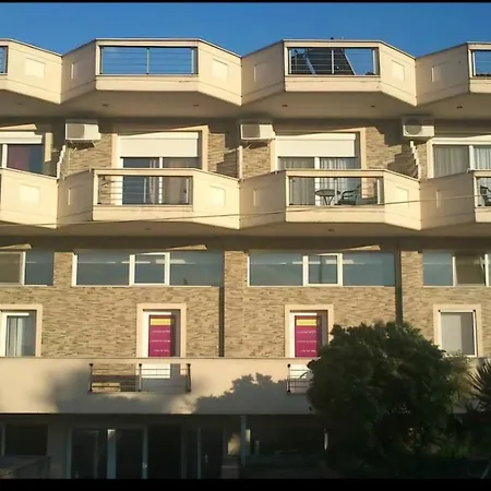 Apartament Garnet Studio Flats Eleftheroupoli